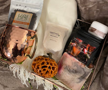 Load image into Gallery viewer, Autumn Cozy Evening Gift Set