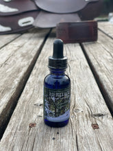 Load image into Gallery viewer, Mountain Spice Beard Oil
